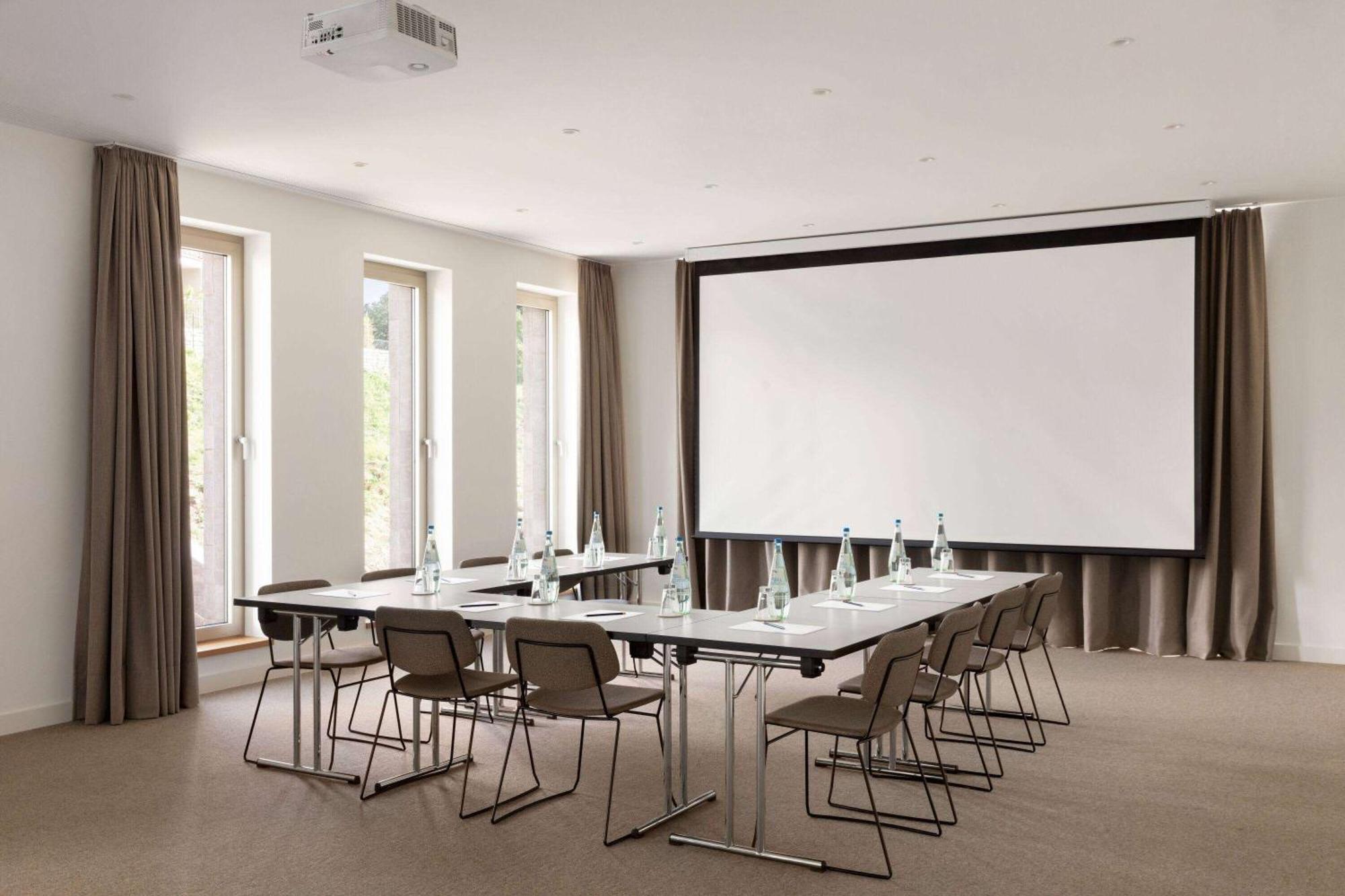 Vienna House By Wyndham Mq Kronberg Kronberg im Taunus Luaran gambar